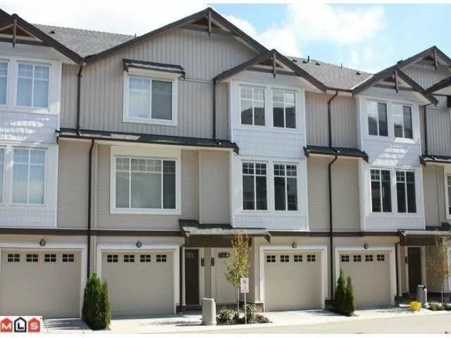 Row / Townhouse for rent: 63 7156 144 Street, Surrey, British Columbia V3W 1V5