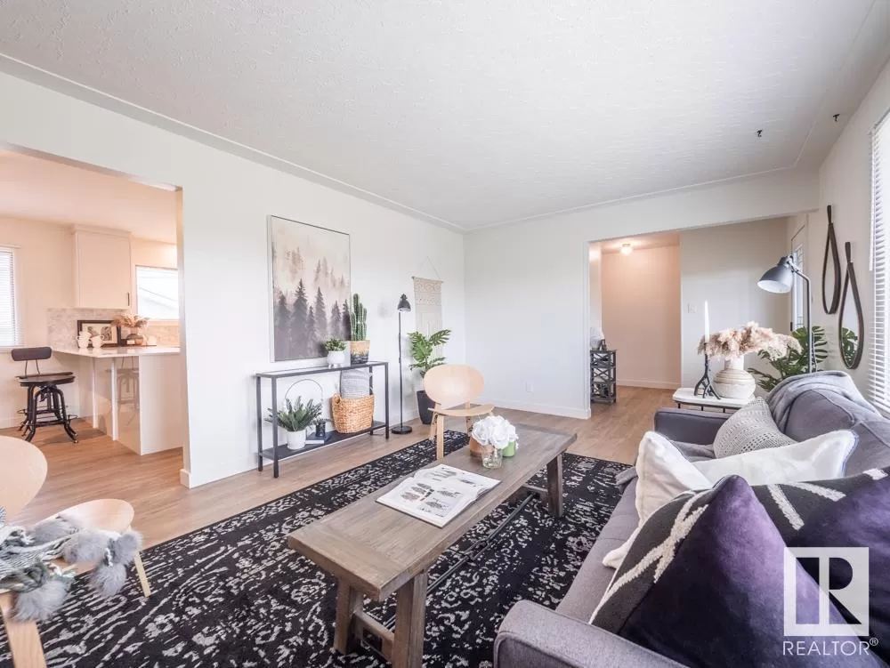 House for rent: 6307 94b Av Nw, Edmonton, Alberta T6B 0Z5