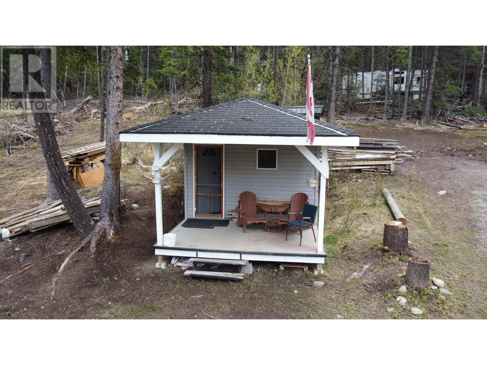 Recreational for rent: 6315 Paterson Road, Lone Butte, British Columbia V0K 1X3
