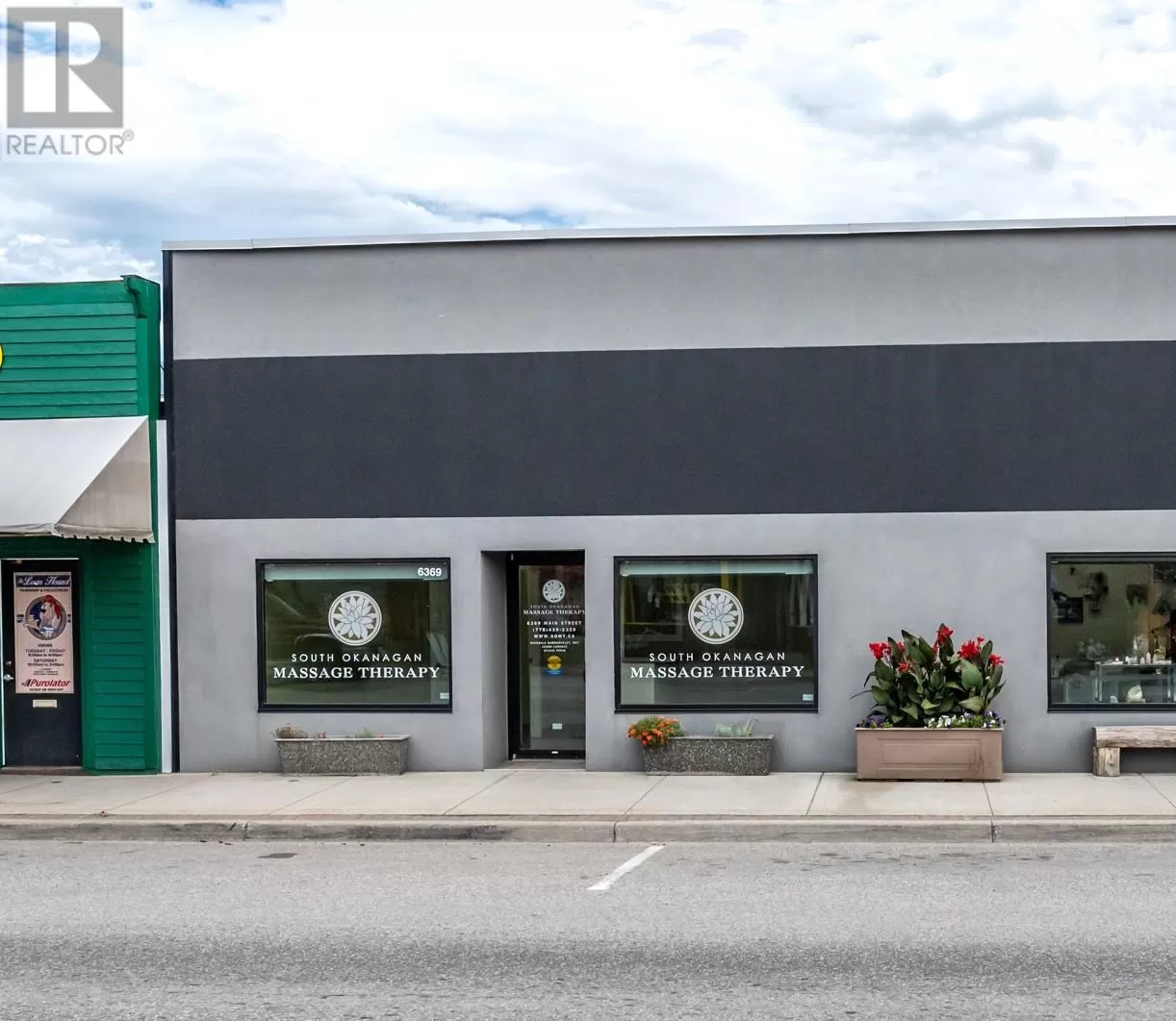 Residential Commercial Mix for rent: 6369 Main Street, Oliver, British Columbia V0H 1T0