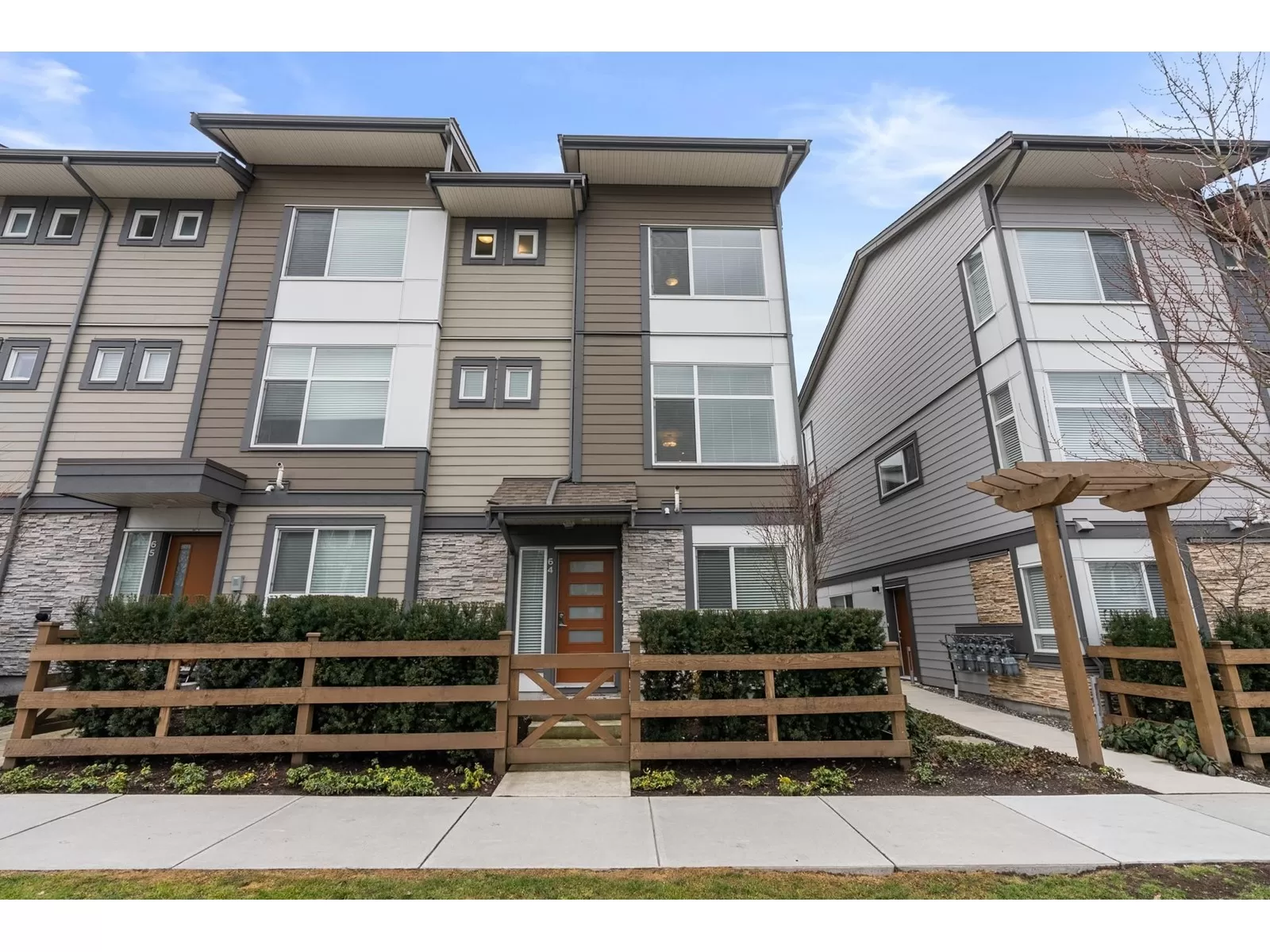 Row / Townhouse for rent: 64 8430 203a Street, Langley, British Columbia V2Y 3N4