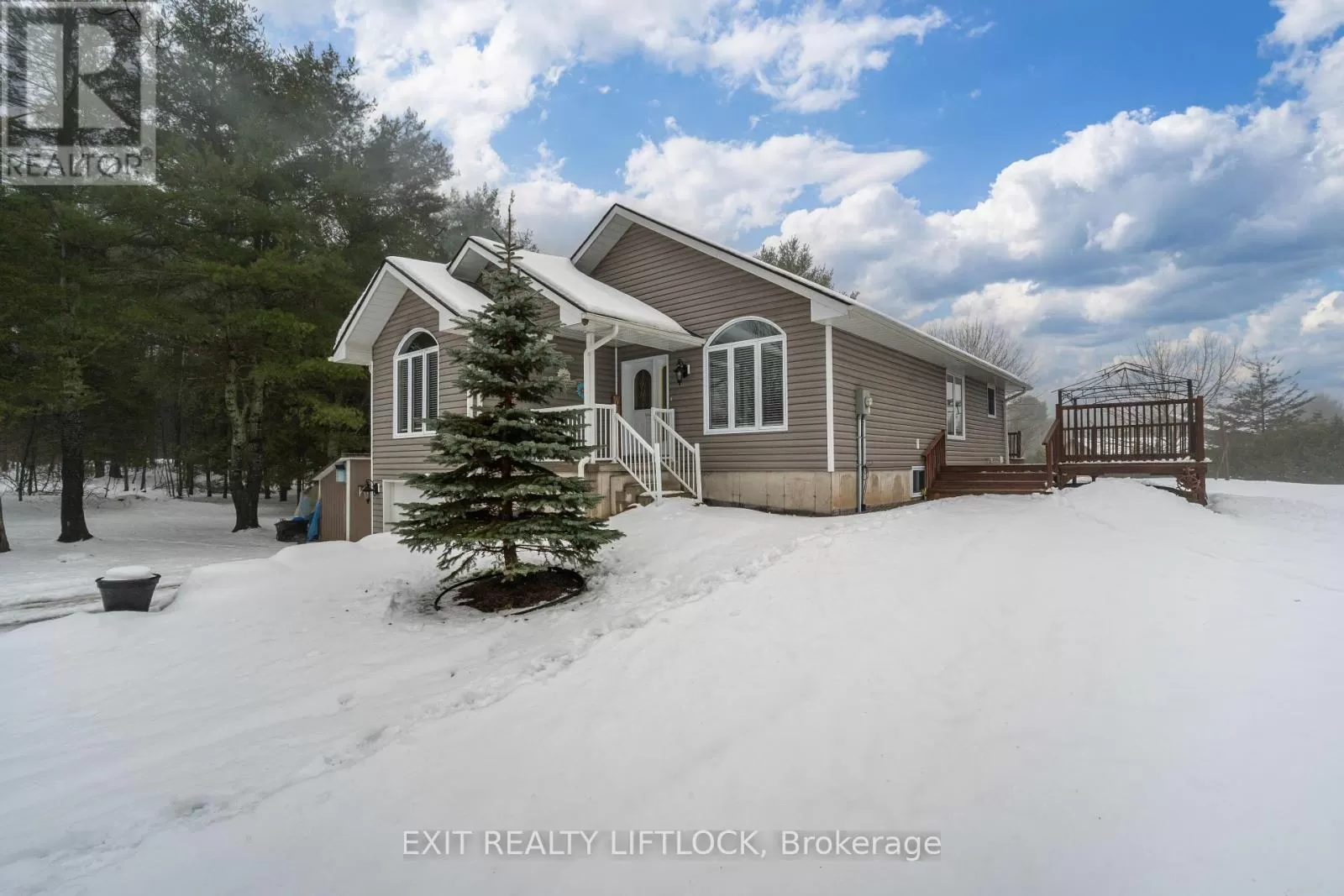 House for rent: 677 Golf Course Road, Douro-Dummer, Ontario K0L 2H0