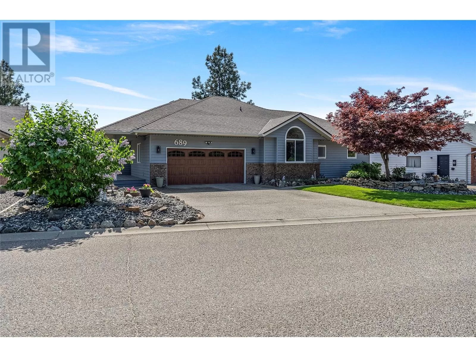House for rent: 689 Cassiar Crescent, Kelowna, British Columbia V1V 1M7