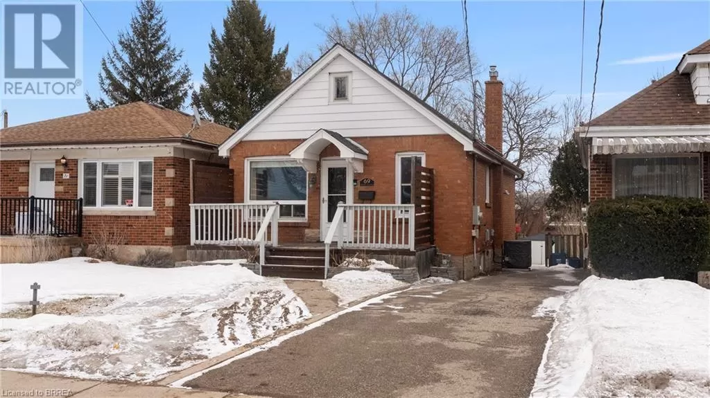 House for rent: 69 Lyons Avenue, Brantford, Ontario N3R 4R2