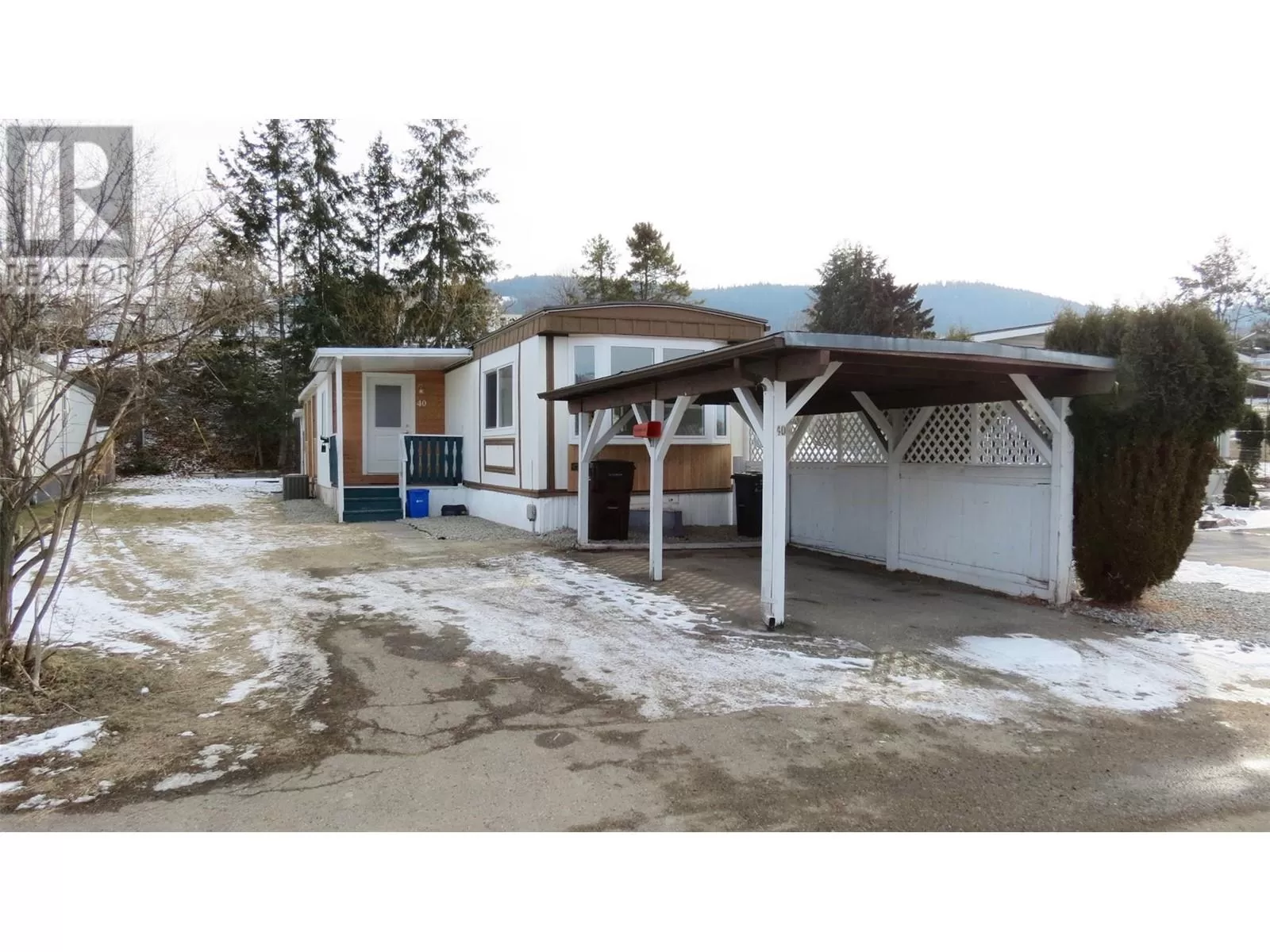 Manufactured Home for rent: 6902 Okanagan Landing Road Unit# 40, Vernon, British Columbia V1H 1X4