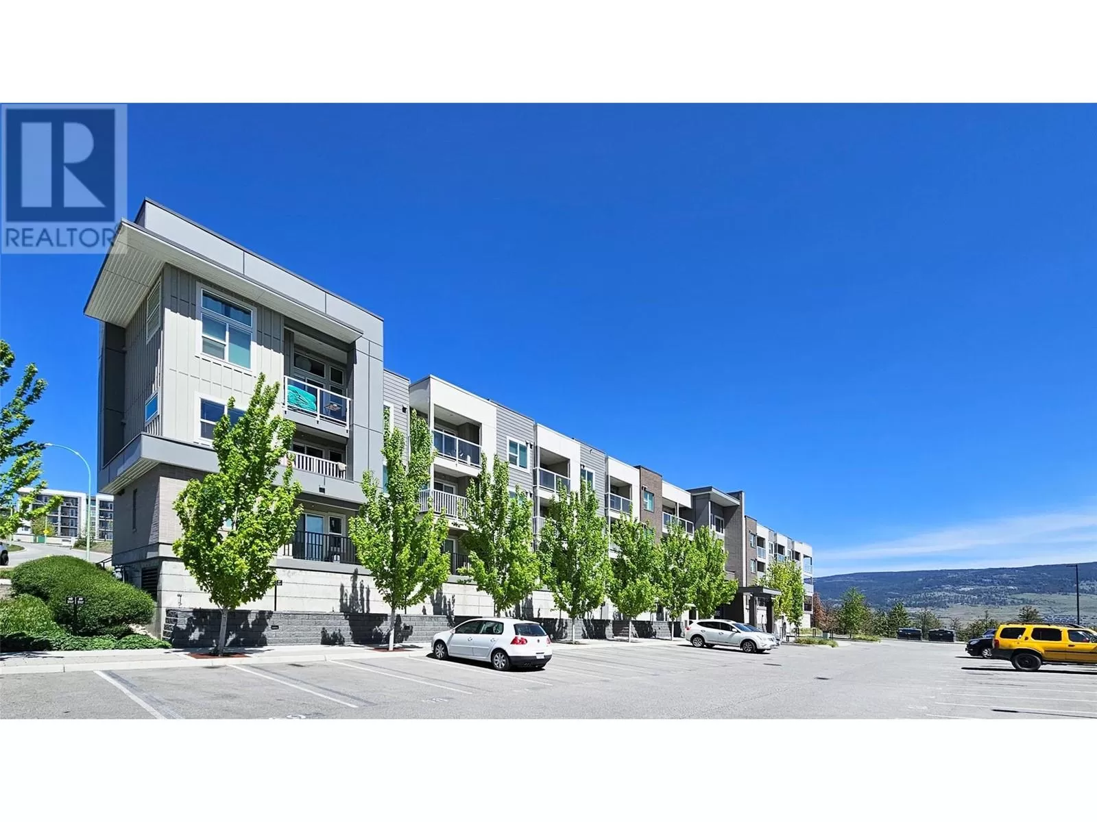 Apartment for rent: 695 Academy Way Unit# Ph9, Kelowna, British Columbia V1V 0C7