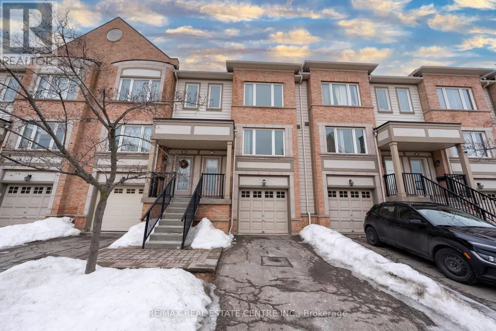 Row / Townhouse for rent: 7 - 3050 Erin Centre Boulevard, Mississauga, Ontario L5M 0P5