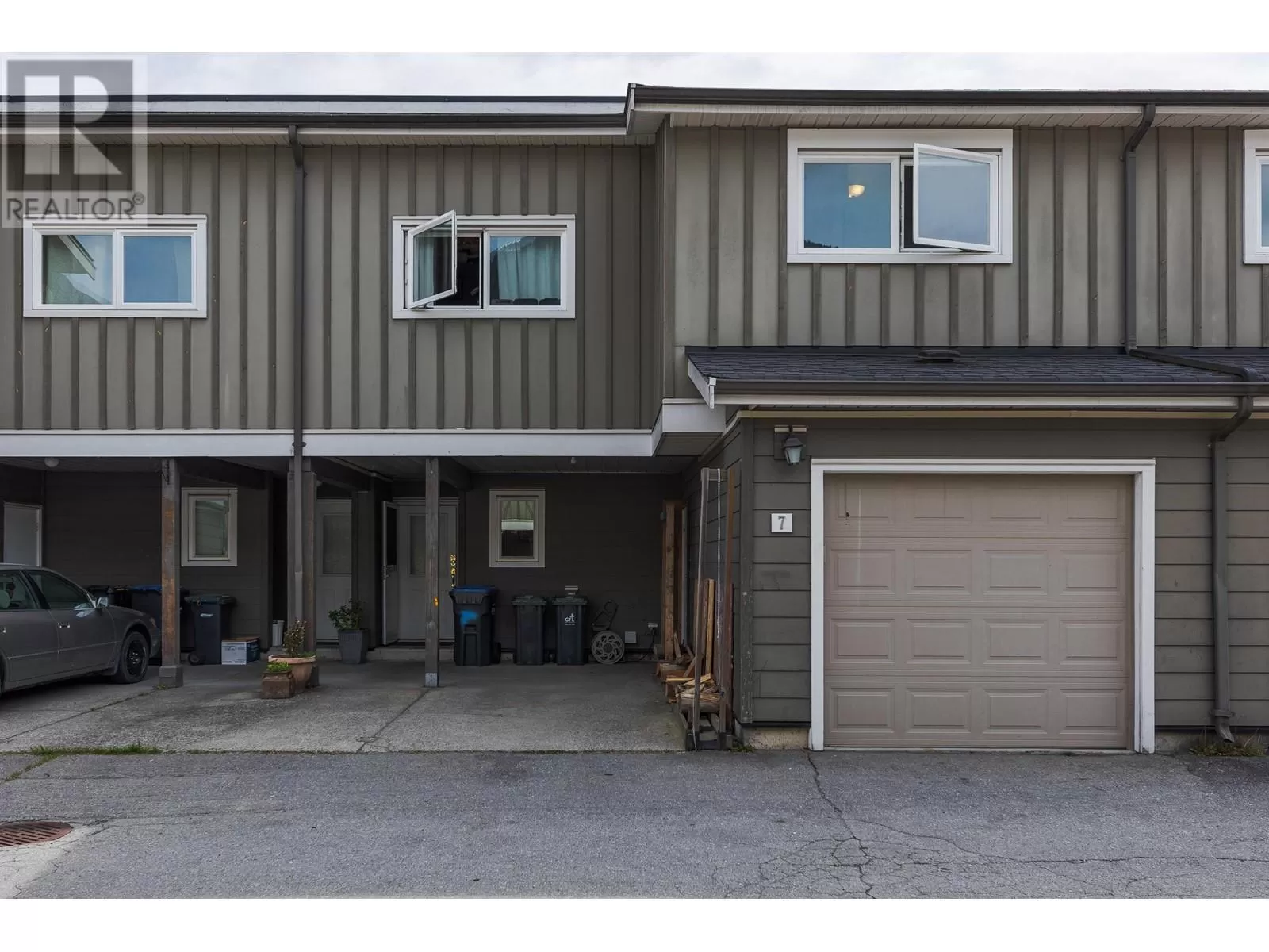 Row / Townhouse for rent: 7 39752 Government Road, Squamish, British Columbia V8B 0G3