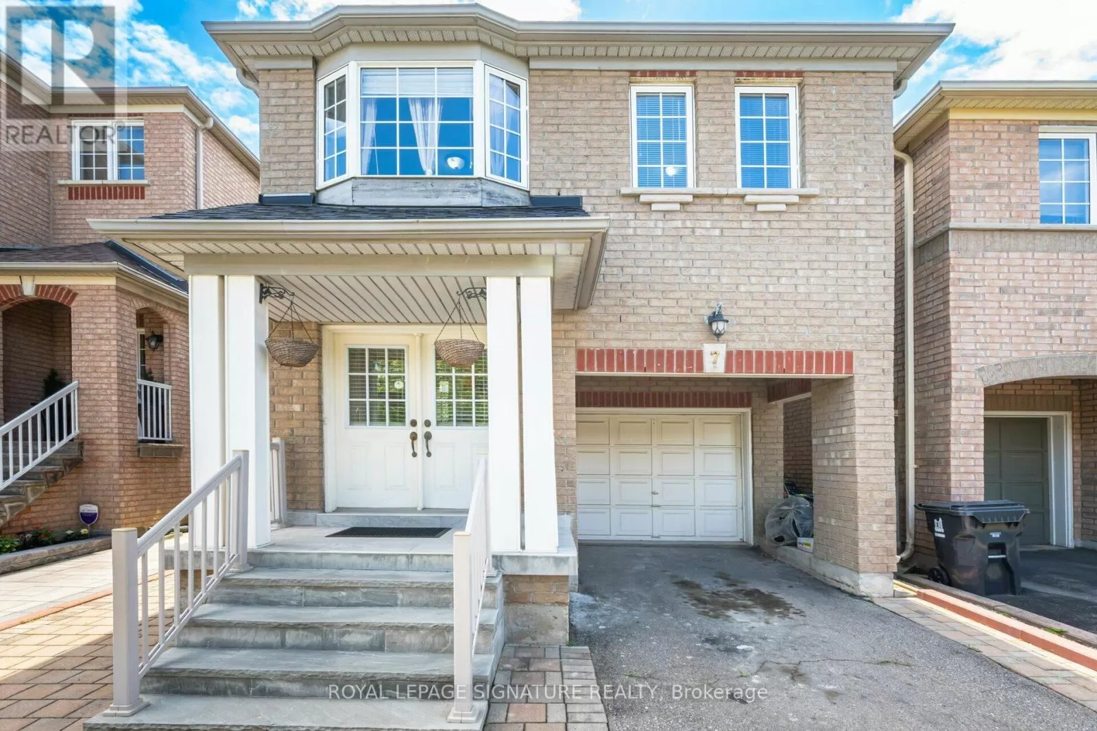 House for rent: 7 Via Cassia Drive, Toronto, Ontario M6M 5K8