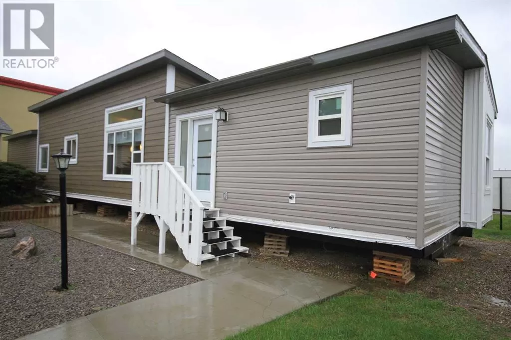 Manufactured Home for rent: 7037 48 Street, Taber, Alberta T1G 0G7