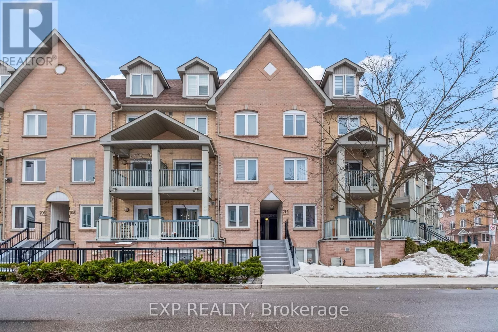 Row / Townhouse for rent: 712 - 75 Weldrick Road E, Richmond Hill, Ontario L4C 0H9