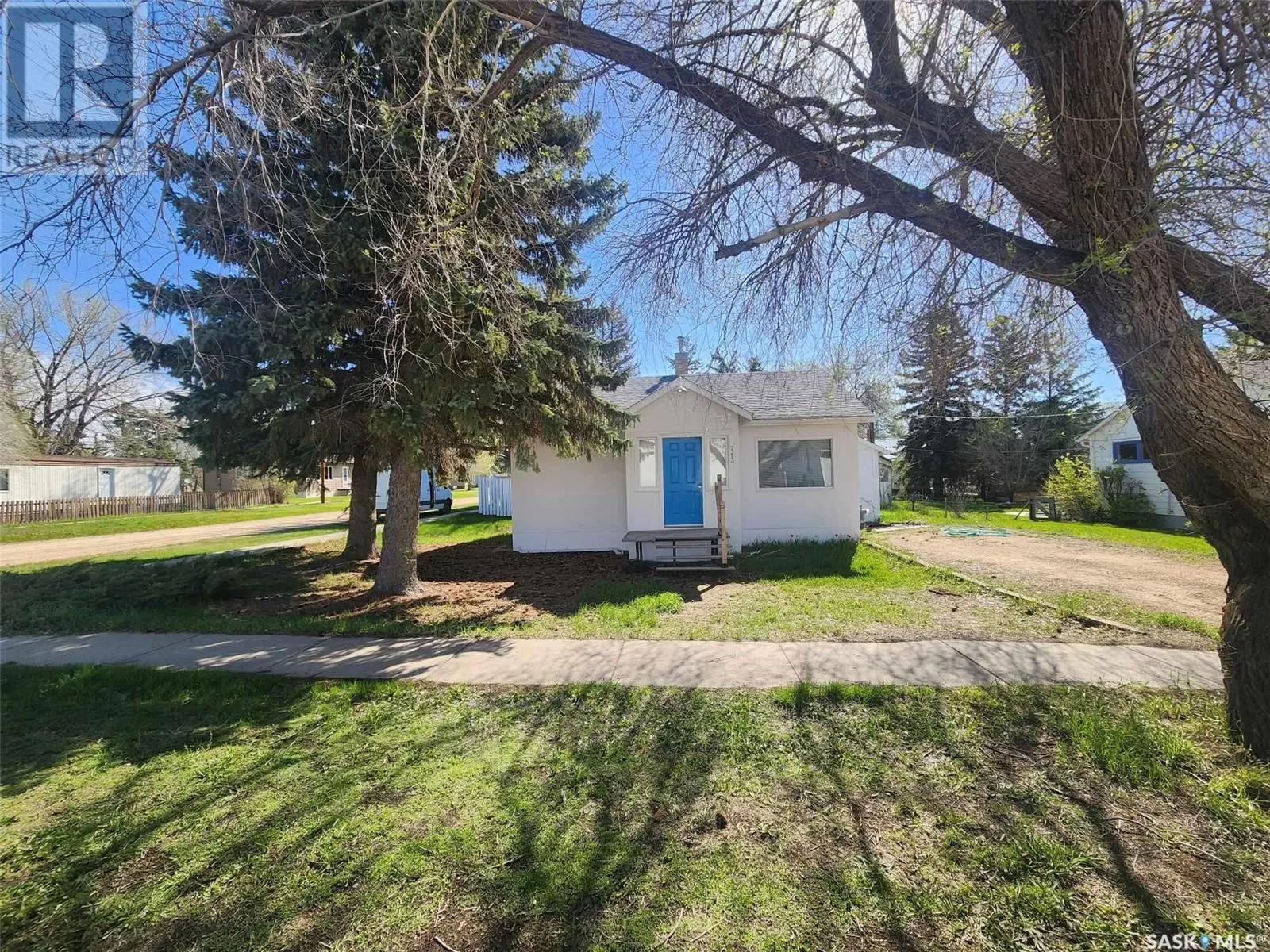 House for rent: 713 7th Street, Chaplin, Saskatchewan S0H 0V0