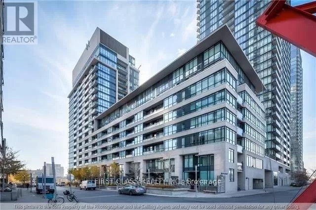 Apartment for rent: 716 - 8 Telegram Mews, Toronto, Ontario M5V 3Z5