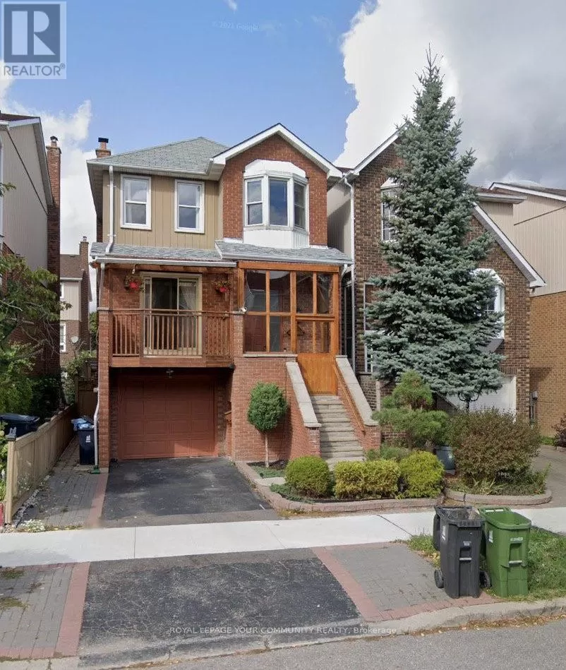 House for rent: 72 Carnival Court, Toronto, Ontario M2R 3T8