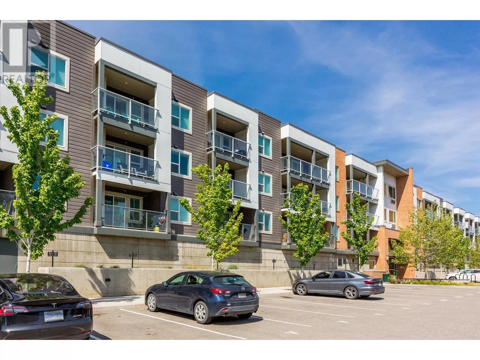 Apartment for rent: 725 Academy Way Unit# 203, Kelowna, British Columbia V1V 0B4