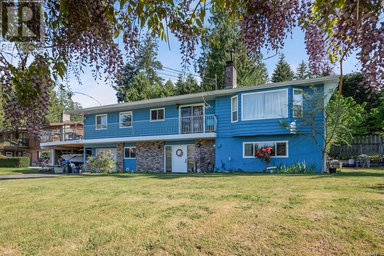 House for rent: 7419 Mrus Dr, Lantzville, British Columbia V0R 2H0