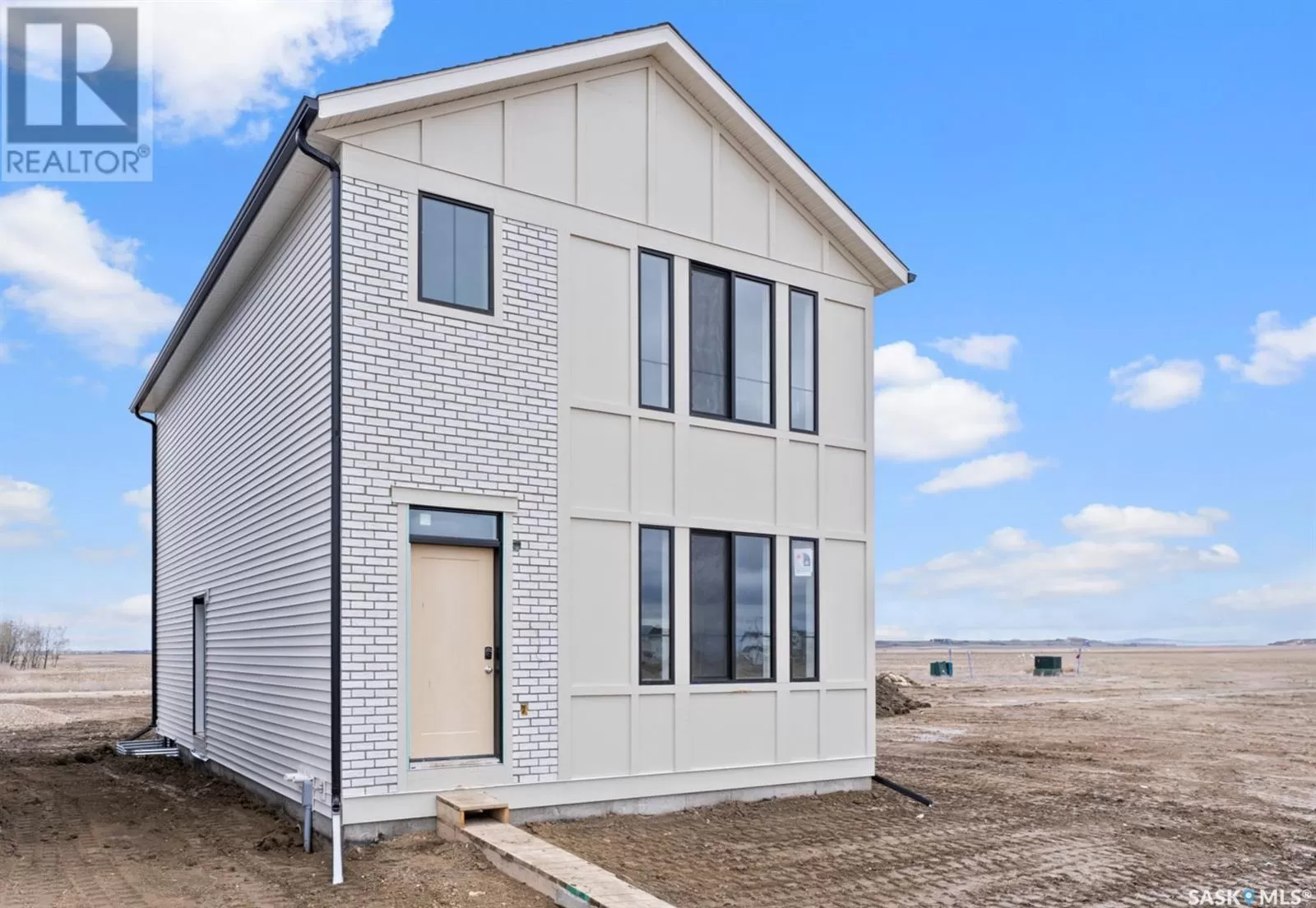 House for rent: 743 Henry Dayday Road, Saskatoon, Saskatchewan S7W 1H5