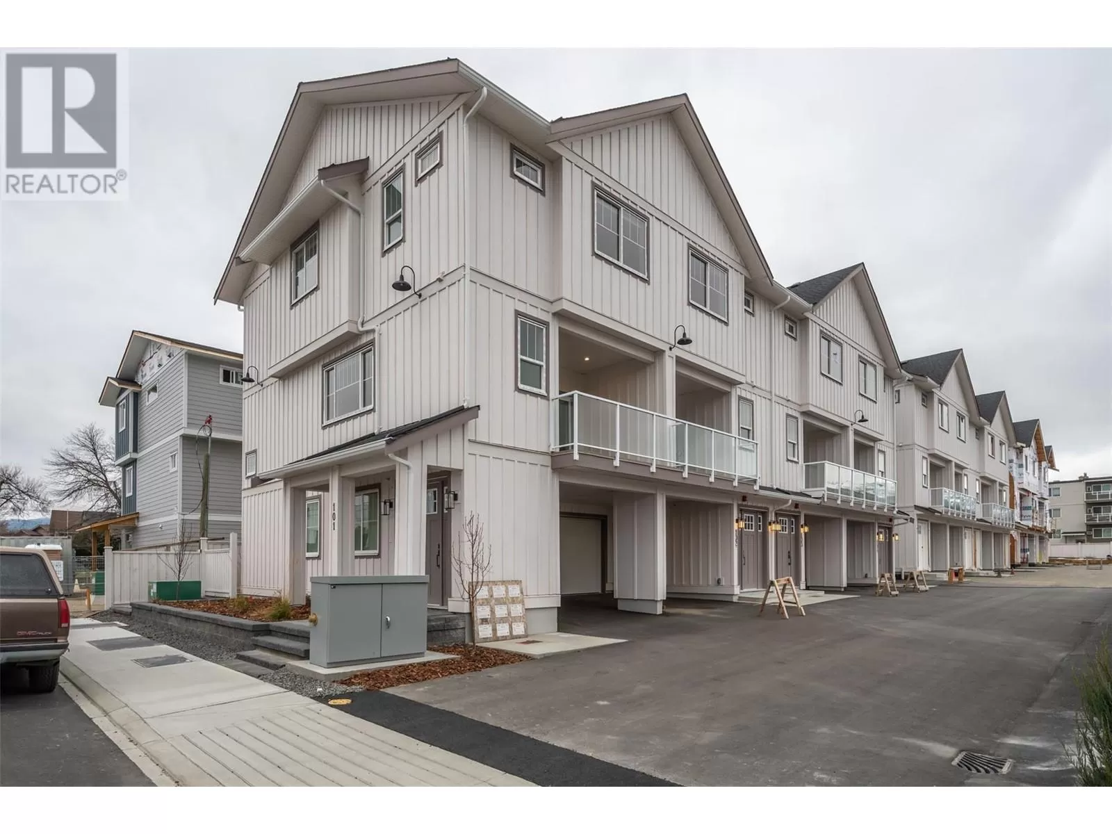 Row / Townhouse for rent: 784 Argyle Street Unit# 102, Penticton, British Columbia V2A 5G7