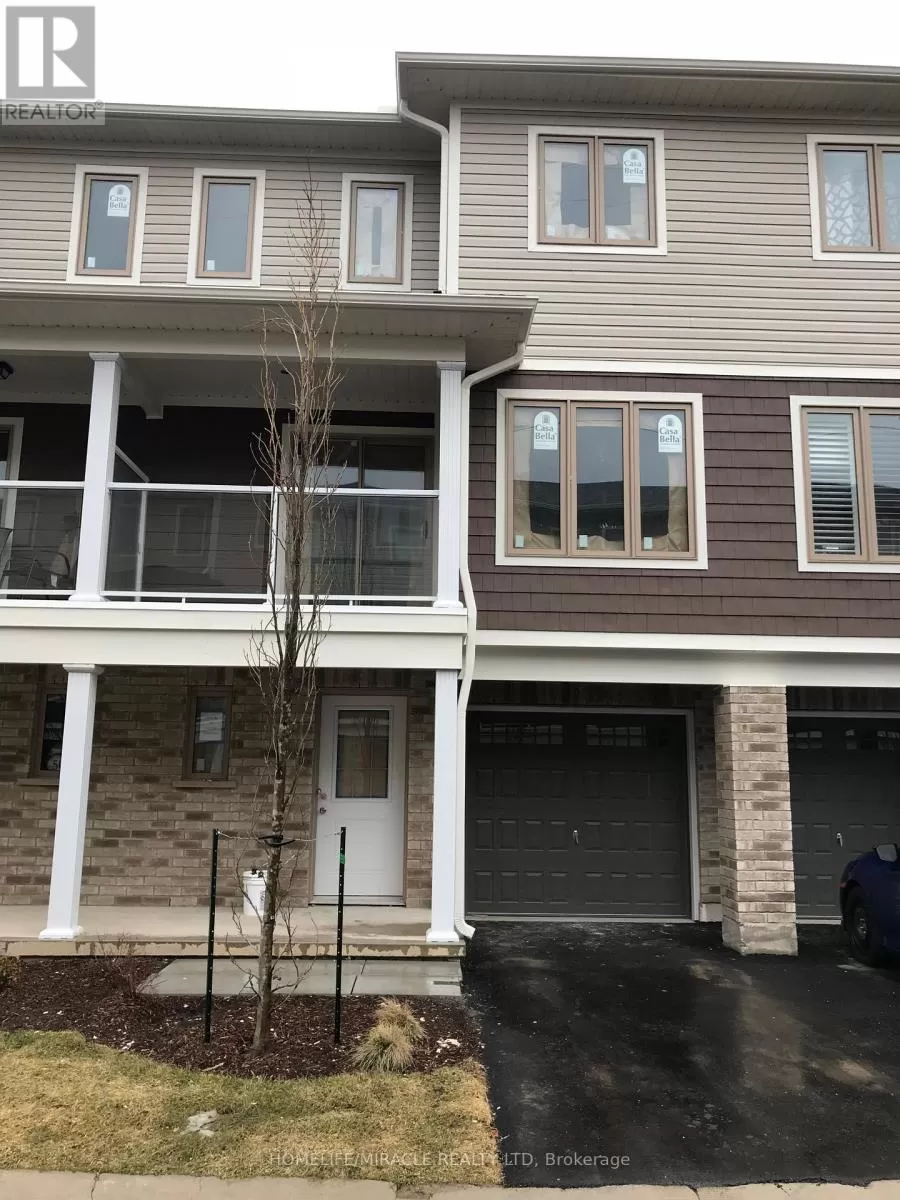 Row / Townhouse for rent: 8 - 46 Scarlett Common Street, St. Catharines, Ontario L2P 0C4