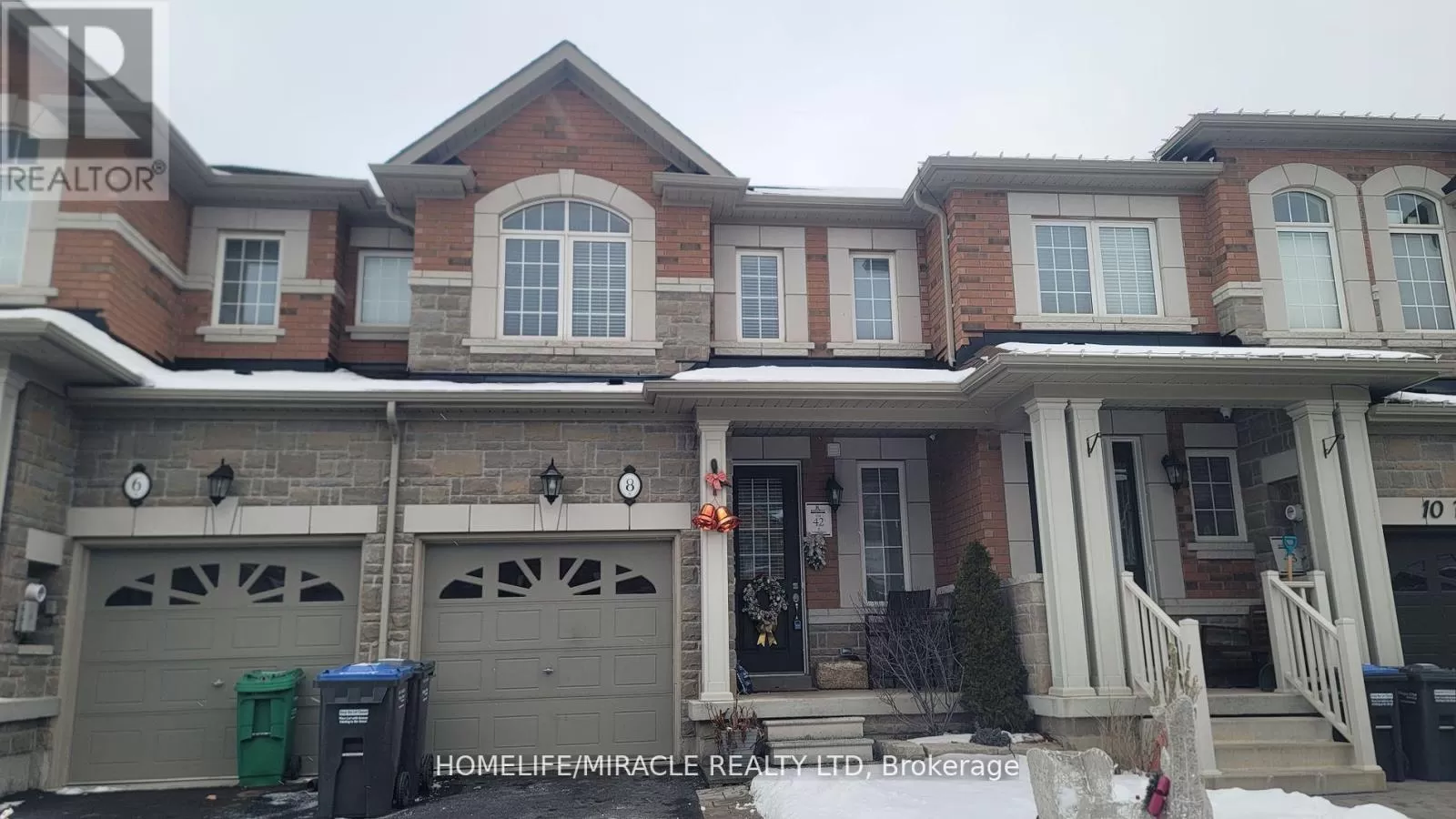 Row / Townhouse for rent: 8 Foliage Drive, Brampton, Ontario L7A 4M6