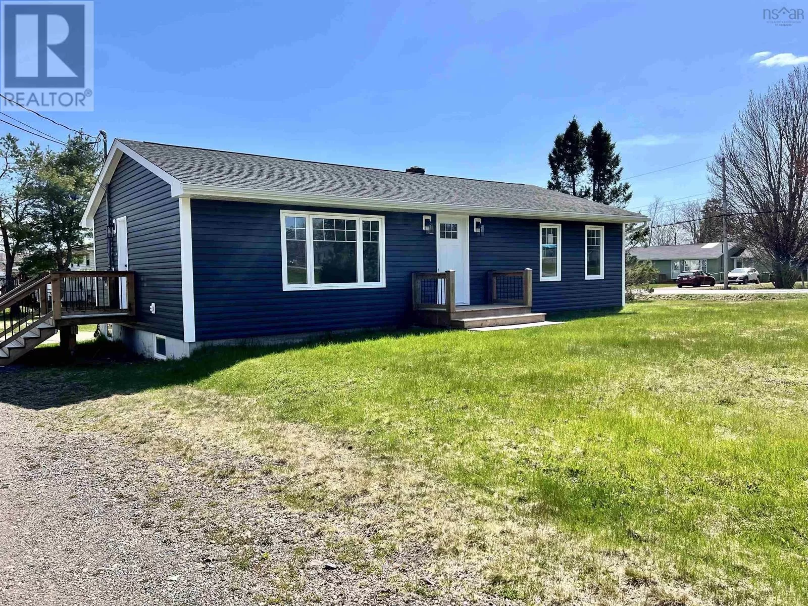 House for rent: 8 Mccabe Street, Valley, Nova Scotia B6L 3W5