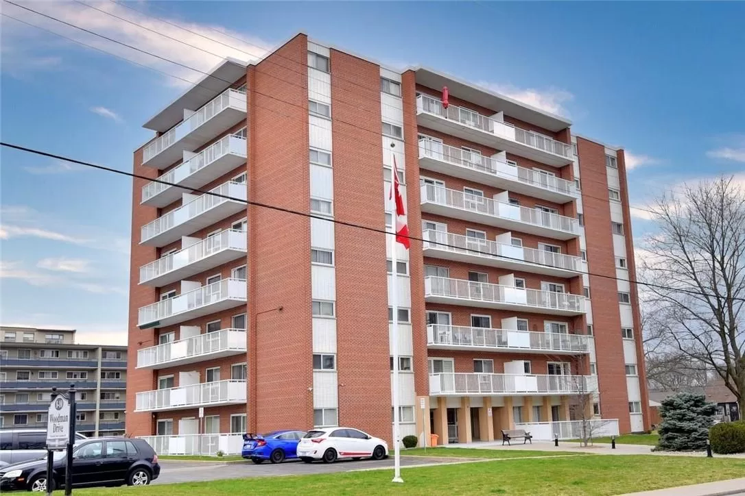 Apartment for rent: 8 Woodman Drive S|unit #602, Hamilton, Ontario L8K 4C9