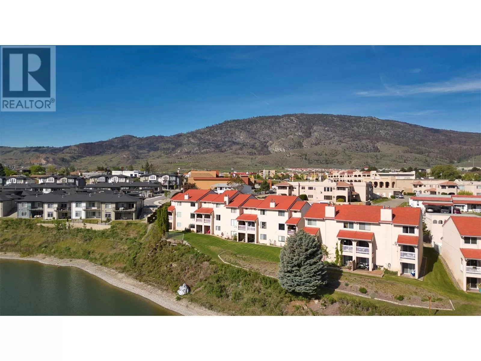 Row / Townhouse for rent: 8009 Vedette Drive, Osoyoos, British Columbia V0H 1V0