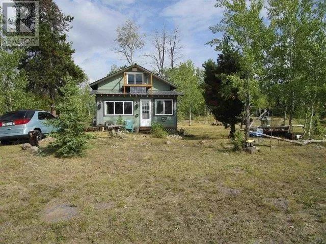 House for rent: 802 River Lakes Fsr, Clinton, British Columbia V0K 1K0