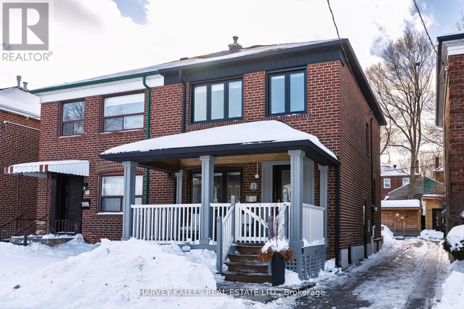 House for rent: 82 Hertle Avenue, Toronto, Ontario M4L 2T4