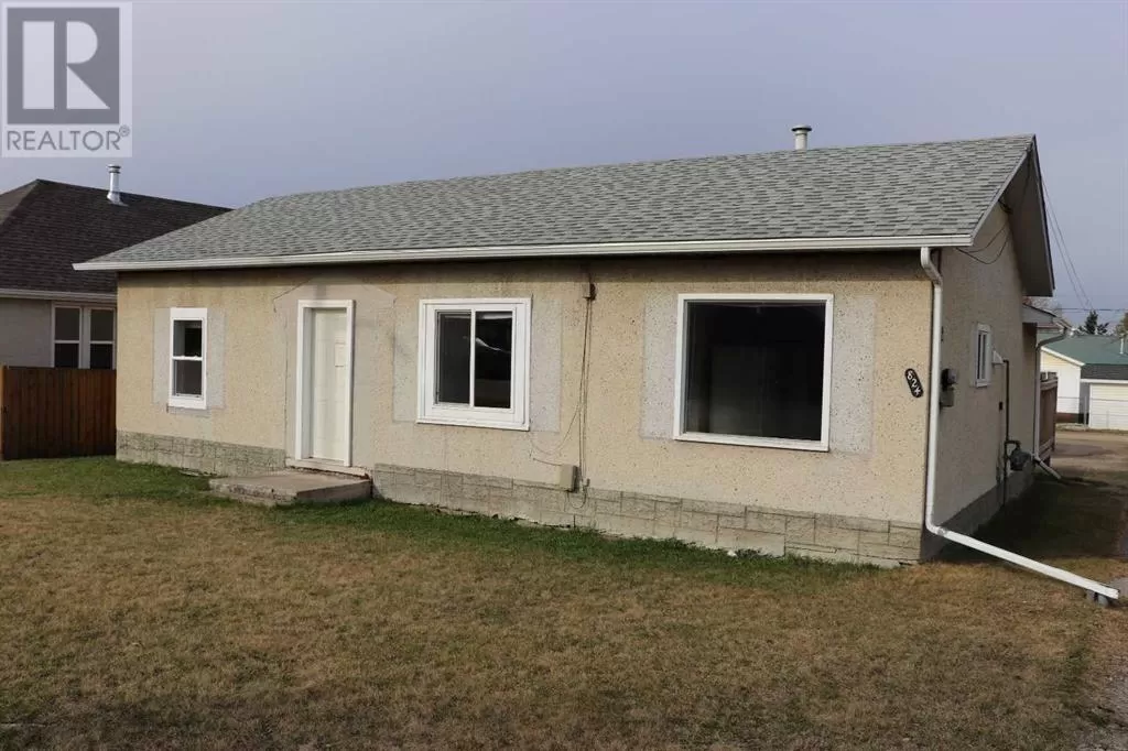 House for rent: 824 51 Street, Edson, Alberta T7E 1E8