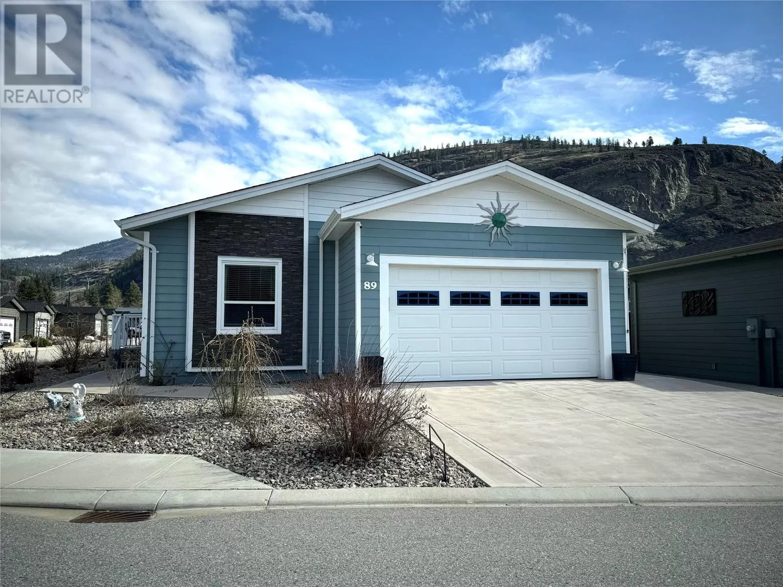 Manufactured Home for rent: 8300 Gallagher Lake Frontage Road Unit# 89, Oliver, British Columbia V0H 1T2