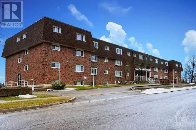 Apartment for rent: 845 Kyle Court Unit#310, Brockville, Ontario K6V 6K7