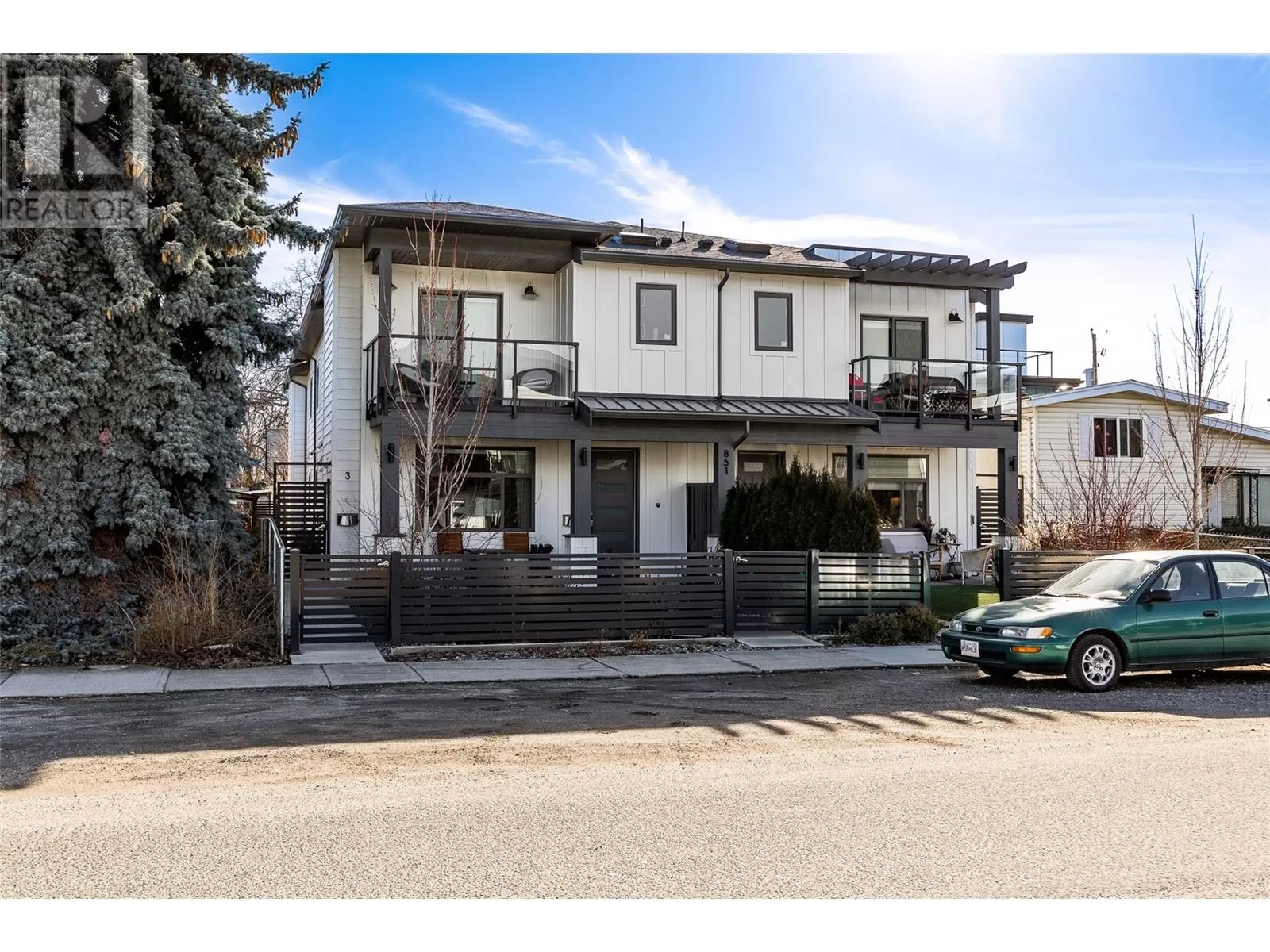 Row / Townhouse for rent: 851 Martin Avenue Unit# 3, Kelowna, British Columbia V1Y 6V4