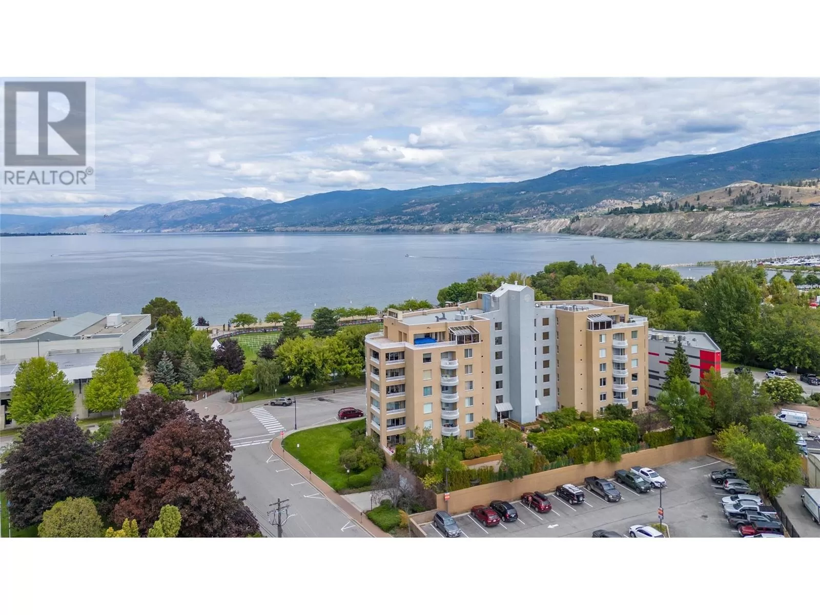 Apartment for rent: 86 Lakeshore Drive Unit# 304, Penticton, British Columbia V2A 1B5