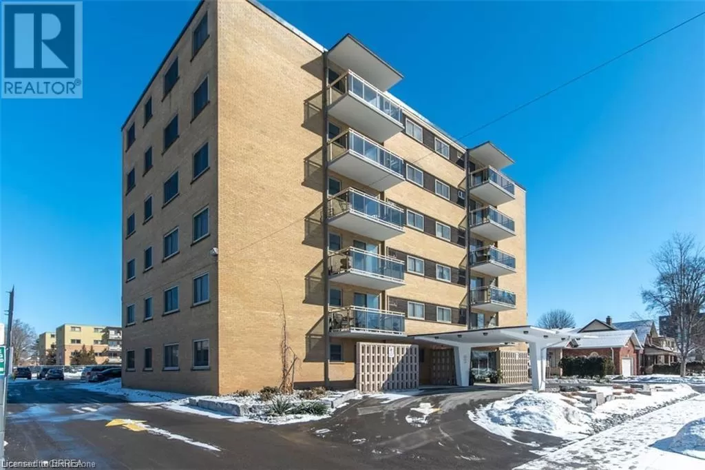 Apartment for rent: 87 St George Street Unit# 501, Brantford, Ontario N3R 1V5