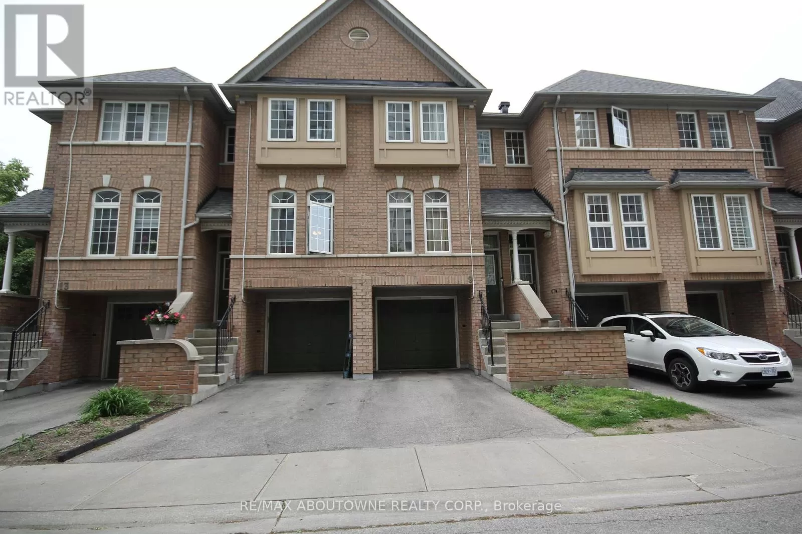 Row / Townhouse for rent: 9 - 50 Strathaven Drive, Mississauga, Ontario L5R 4E7