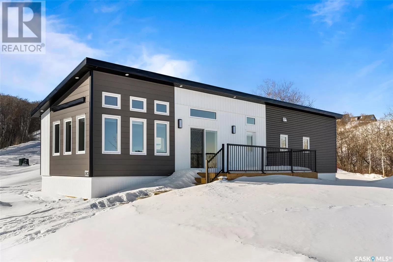 Modular for rent: 913 Pincherry Place E, Katepwa Beach, Saskatchewan S0G 1S0