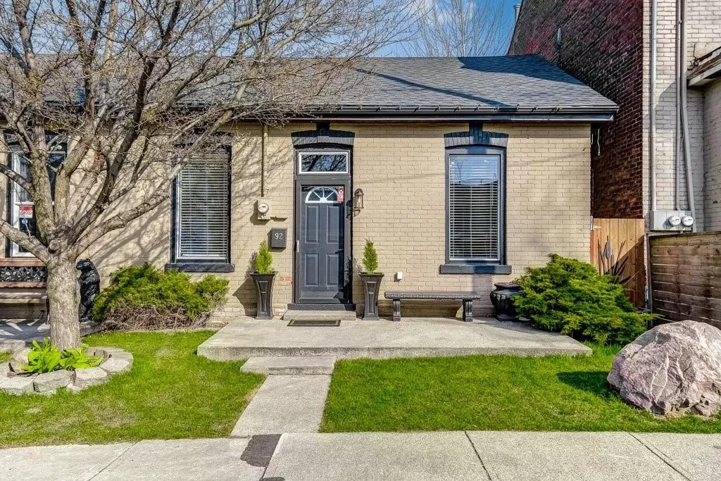House for rent: 92 Steven Street, Hamilton, Ontario L8L 5N9