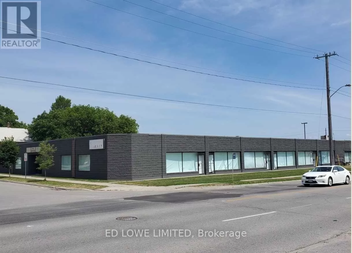 92-14 - 10 Western Avenue, Orillia, Ontario L3V 7B3