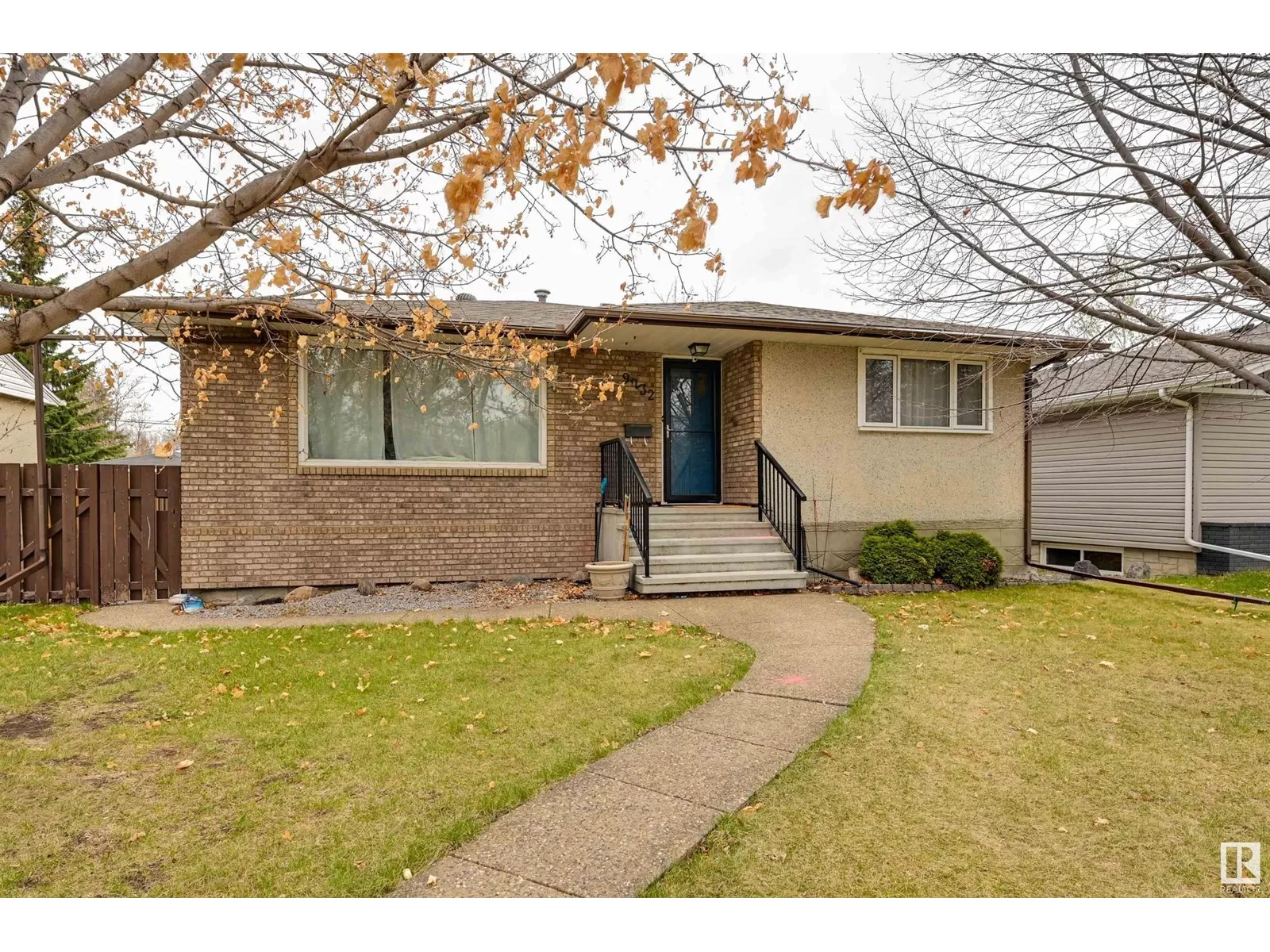 House for rent: 9232 79 St Nw, Edmonton, Alberta T6C 2R5