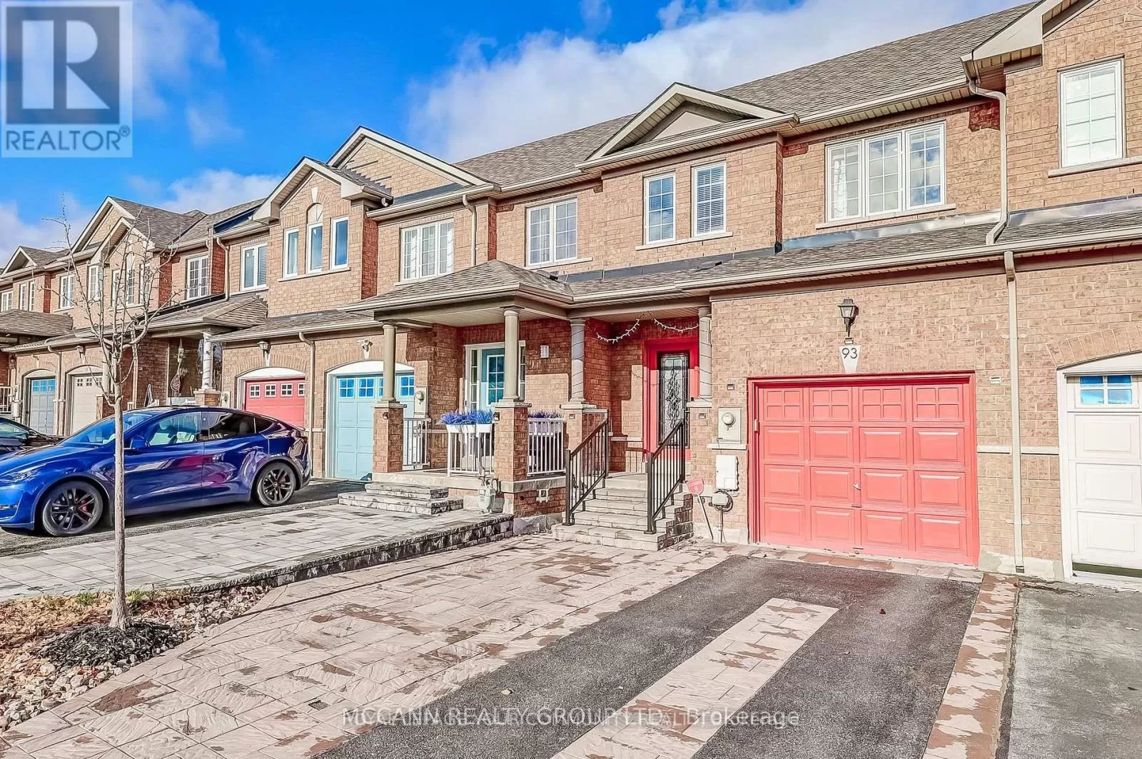 Row / Townhouse for rent: 93 Revelstoke Crescent, Richmond Hill, Ontario L4B 4T4