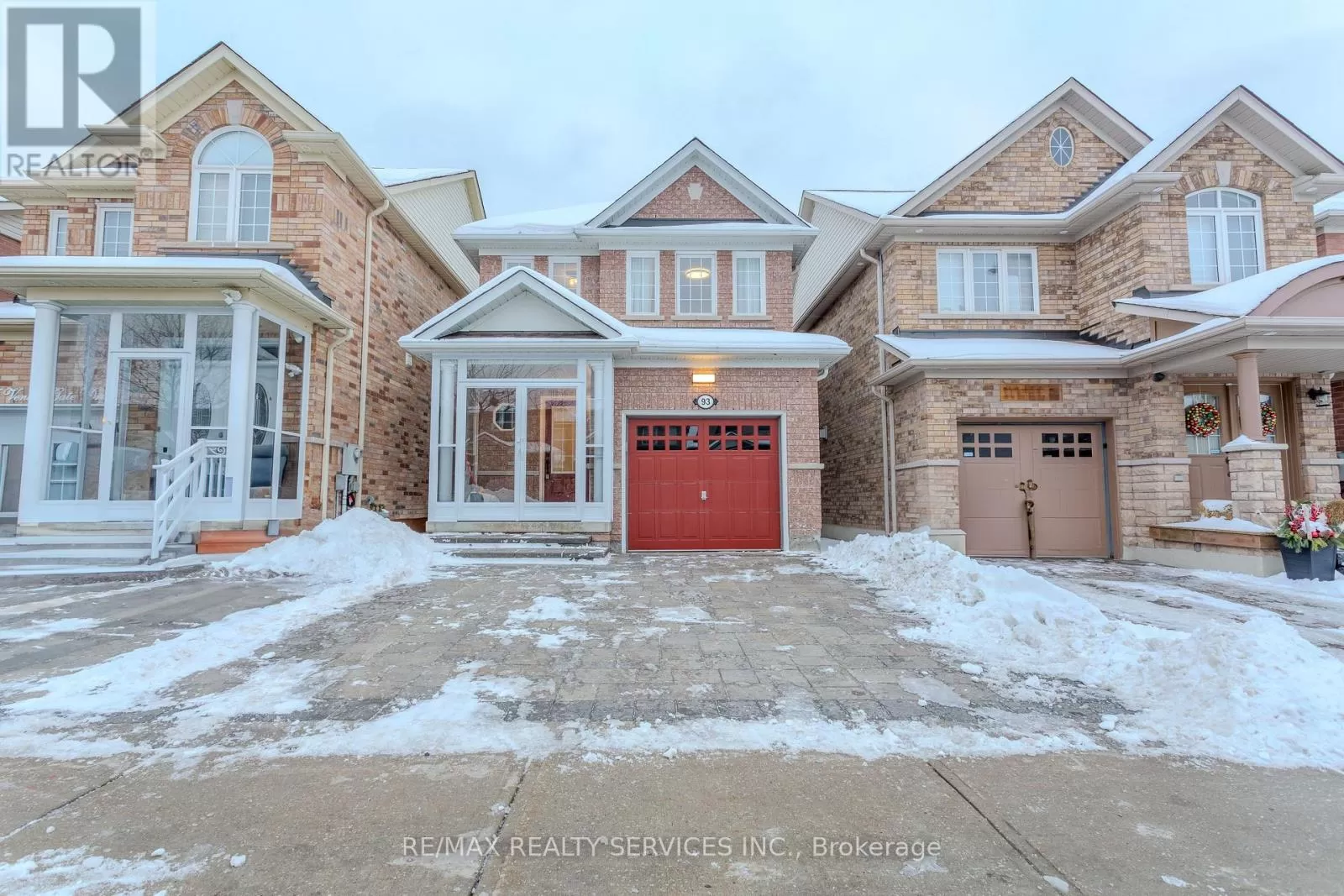 House for rent: 93 Venice Gate Drive, Vaughan, Ontario L4H 0E8