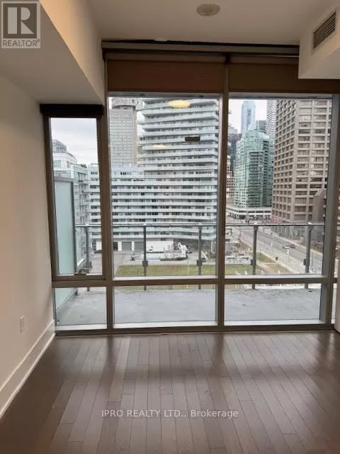 Apartment for rent: 936 - 39 Queens Quay E, Toronto, Ontario M5E 0A5