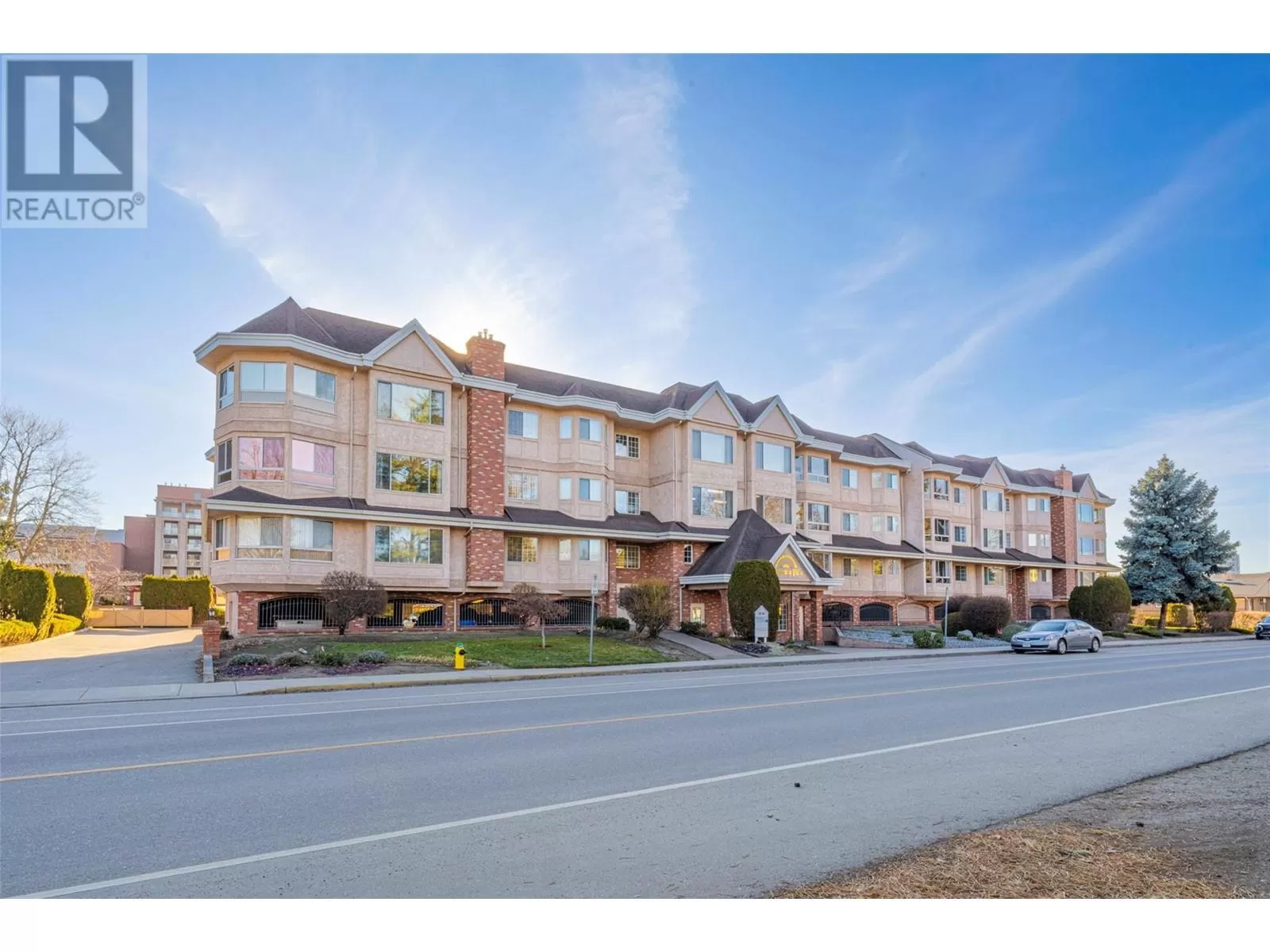 Apartment for rent: 945 Lawrence Avenue Unit# 308 Lot# Sl 24, Kelowna, British Columbia V1Y 6M3