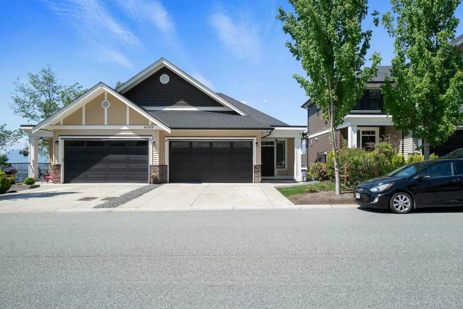 Duplex for rent: B 47009 Sylvan Drive, Chilliwack, British Columbia V2R 0X2