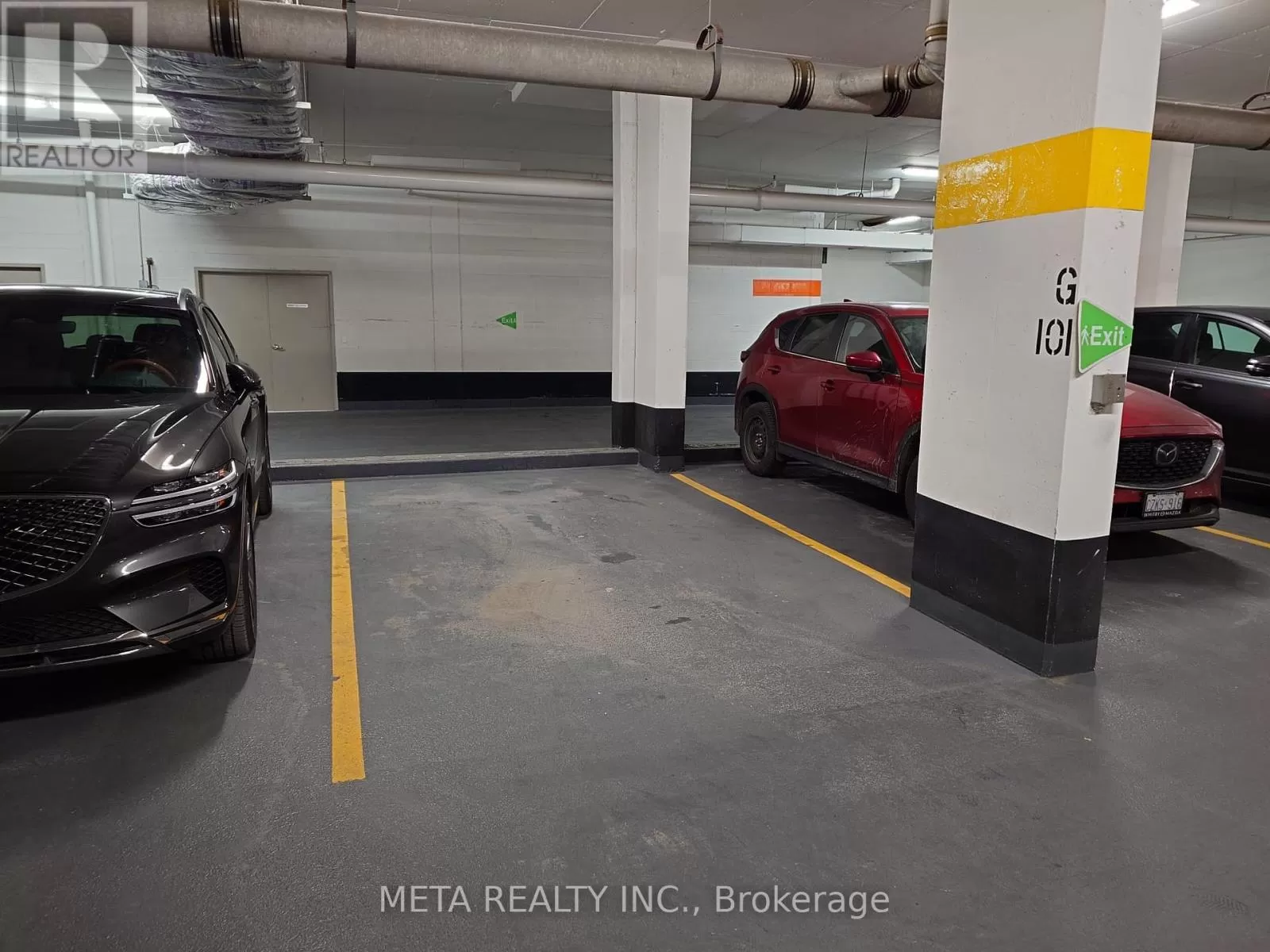 Parking for rent: B-101 - 15 Queens Quay E, Toronto, Ontario M5E 0C5