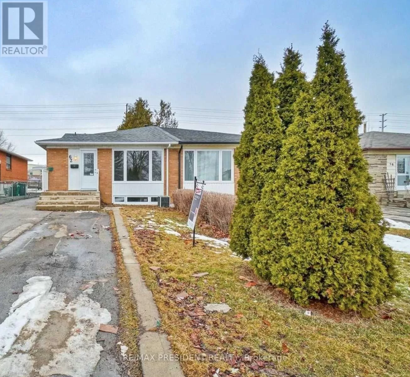 House for rent: Basement - 62 Northwood Drive, Brampton, Ontario L6X 2L2