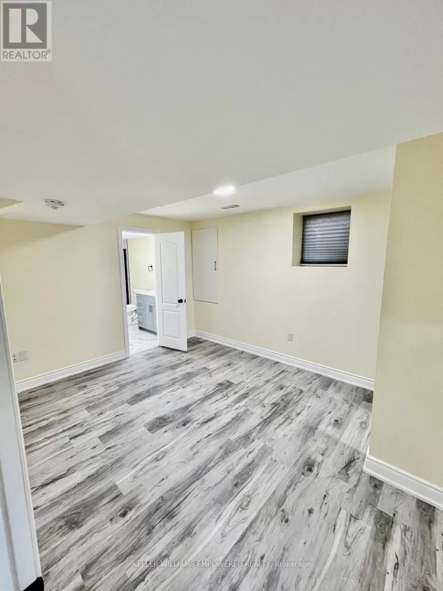 Other for rent: Bed 2 - 92 Polonia Avenue, Brampton, Ontario L6Y 0K5