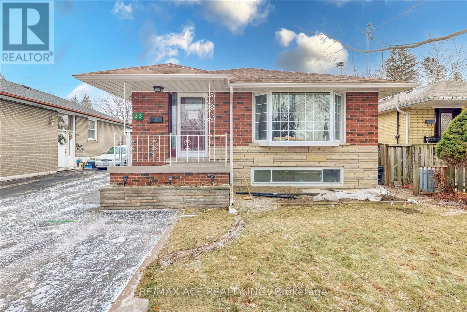 House for rent: Bsmt - 23 Flintwick Drive, Toronto, Ontario M1P 4H1