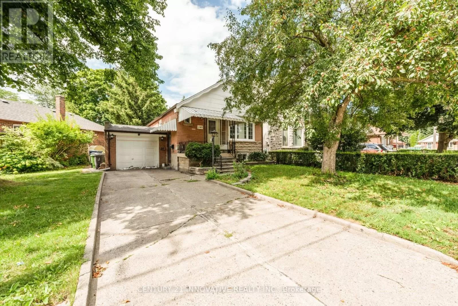 House for rent: #bsmt - 240 Parkview Hill Crescent, Toronto, Ontario M4B 1S3